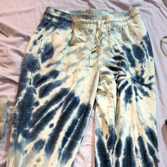 THREE pairs SIZE SMALL baggy sweatpants (Ava James, Joy Lab, Universal Thread) - Picture 2 of 14